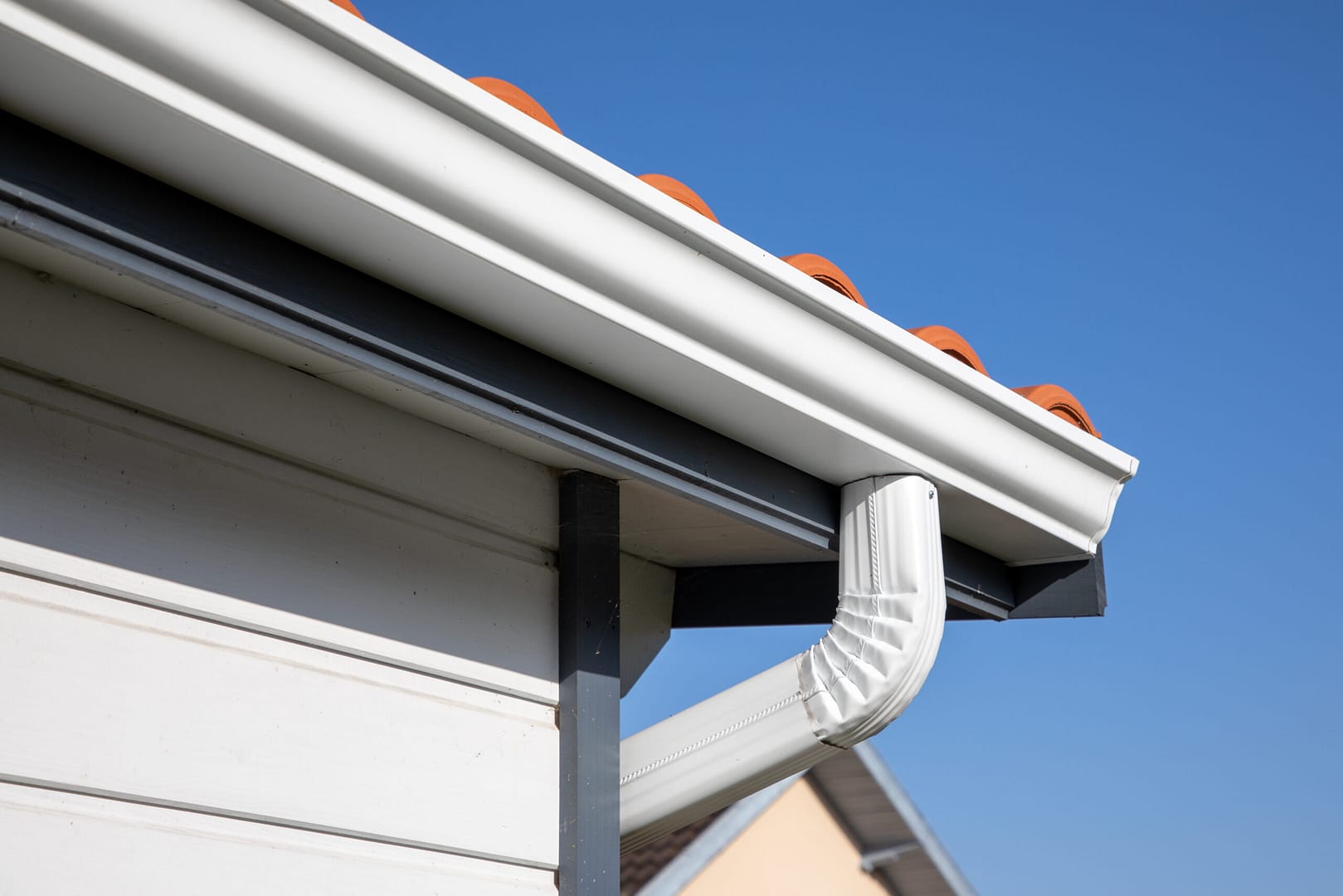 Gutter installation service by Gutter Tune Up in Dane County, ensuring proper drainage near me